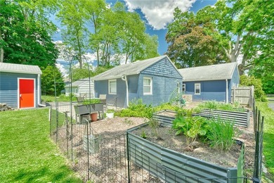 Welcome Home to this Beautifully Maintained 3 Bedroom Ranch - photo 35