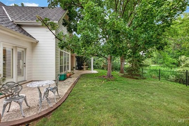 Custom-built waterfront home in Eagle's desirable Island Woods - photo 37