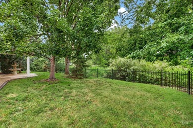 Custom-built waterfront home in Eagle's desirable Island Woods - photo 38