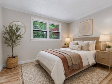 Stunning single-family home located in the desirable Oakland - photo 9