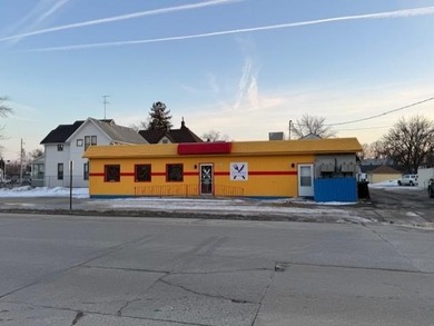 Prime commercial building for sale - busiest corner in town - photo 2