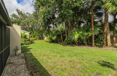 Best kept secret in Palm City, Lovely 3 bedroom townhome, two - photo 3