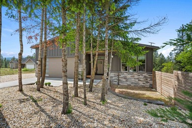 Elegant Custom Home in the prestigious Loon Lake community - photo 3