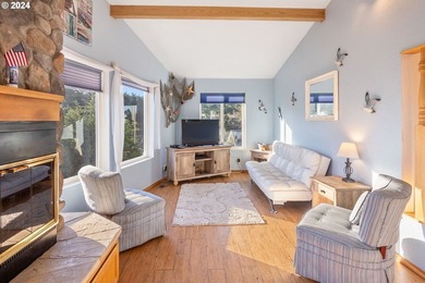 Panoramic, southern ocean views on west coast with cute - photo 4