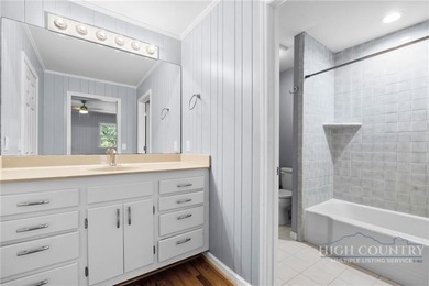 Charming Blowing Rock Cottage on the Prestigious Blowing Rock - photo 16