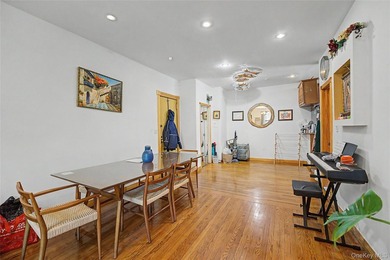 Prime Location, In The Heart Of Flushing Downtown. Very Close To - photo 7