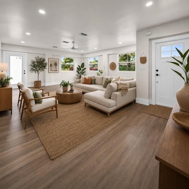 Beautifully renovated 4BR/3.5BA home in the heart of Lake Park - photo 2
