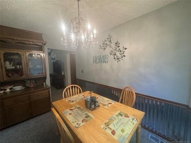 Keystone Lake living in gated Gull Bay. 2 Owner Well Cared For - photo 9