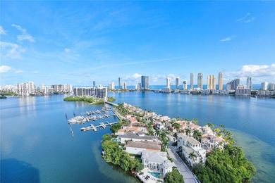 Step into a stunning, fully redesigned waterfront residence-just - photo 1