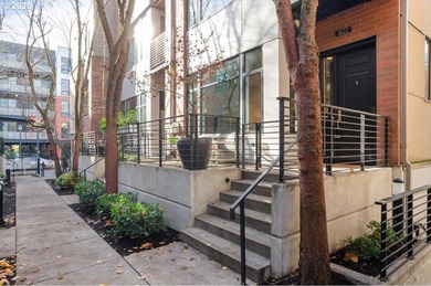 Willamette River - Multnomah County Condo For Sale in Portland Oregon