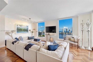 Step into a stunning, fully redesigned waterfront residence-just - photo 7