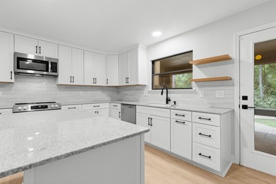 Welcome to 405 Nottingham Court, a hidden gem in the serene - photo 12