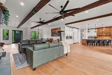 This extraordinary 6,860 SF, 5BD/5BA estate is set on 6.78 - photo 18