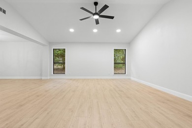 Welcome to 405 Nottingham Court, a hidden gem in the serene - photo 19