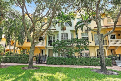 (private lake, pond, creek) Townhome/Townhouse For Sale in Palm Beach Gardens Florida