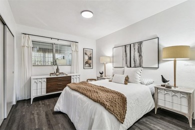 Welcome to easy, low-maintenance living in this beautifully - photo 32