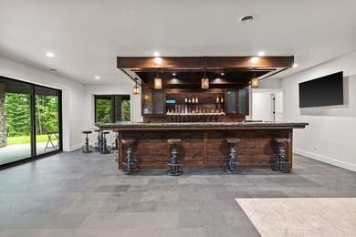 This extraordinary 6,860 SF, 5BD/5BA estate is set on 6.78 - photo 47