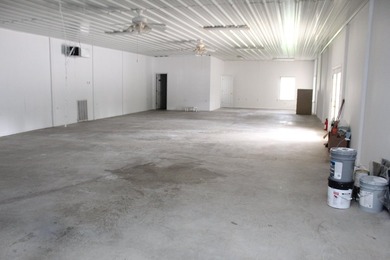 LOCATION LOCATION LOCATION Prime Commercial Opportunity - Approx - photo 9