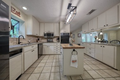 Welcome to your serene retreat in the beautiful, gated community - photo 10