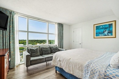 Oceanfront luxury living at it's finest. Enjoy spectacular views - photo 17