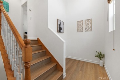 Welcome to this beautifully upgraded detached home featuring 3 - photo 18