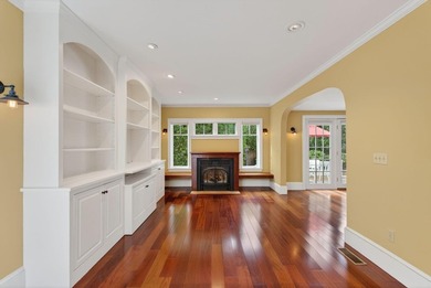 This beautiful 3,238 square foot c. 1832 Italianate sits in the - photo 20