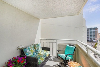 Oceanfront luxury living at it's finest. Enjoy spectacular views - photo 23