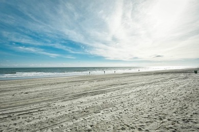 Oceanfront luxury living at it's finest. Enjoy spectacular views - photo 38