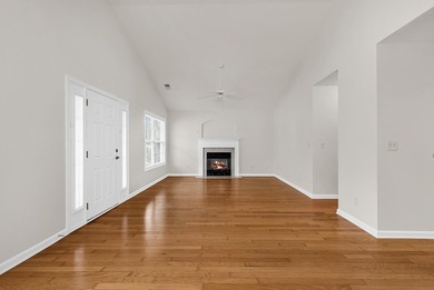 Welcome home to this charming 3-bedroom, 2-bath cottage-style - photo 3