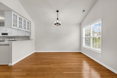 Welcome home to this charming 3-bedroom, 2-bath cottage-style - photo 8