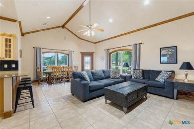 Welcome to your own private retreat in the heart of Salado! - photo 9