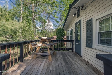 Charming, move-in-ready cottage in Broadalbin, just steps from - photo 4