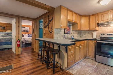Charming, move-in-ready cottage in Broadalbin, just steps from - photo 10