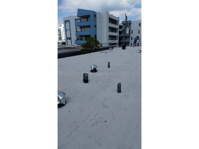 PRIME LOCATION 10-UNIT MULTI-FAMILY IN THE HEART OF MIAMI BEACH - photo 15