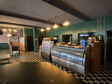 Heart of city & entry block to Downtown area with 22,000sqf of