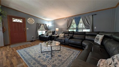 Don't miss this incredible lake retreat! This is a truly unique - photo 18
