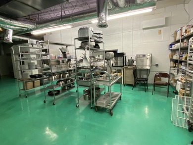 Heart of city & entry block to Downtown area with 22,000sqf of