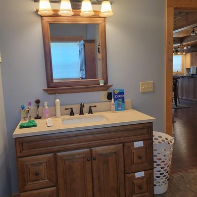 Move in ready lake cabinpletely remodeled with flooring - photo 21