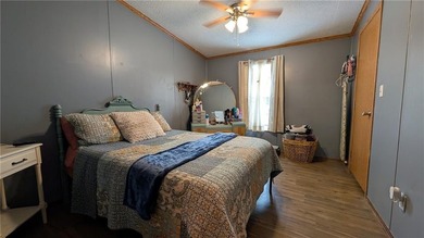 Don't miss this incredible lake retreat! This is a truly unique - photo 22