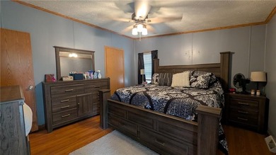 Don't miss this incredible lake retreat! This is a truly unique - photo 24