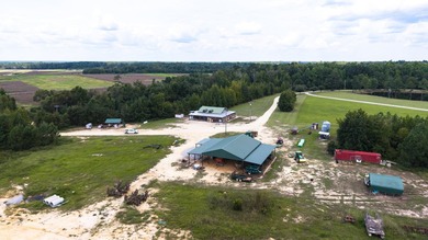 Two Ponds Duck Club is a premier duck hunting tract totaling 650 - photo 31