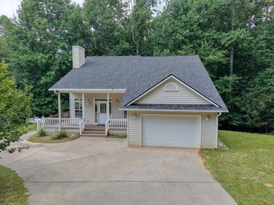 Lake Nottely Home Active Under Contract in Blairsville Georgia