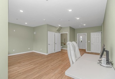 Welcome to this exceptional 3-bedroom, 4-bath mixed-use townhome - photo 4