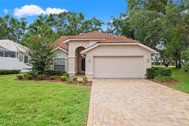 North Glen Lake Home For Sale in Weeki Wachee Florida