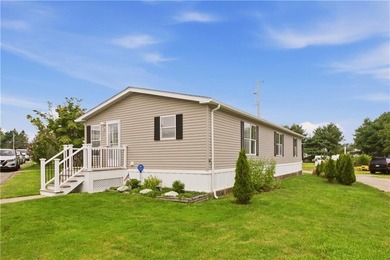 Welcome to this beautifully maintained 3-bedroom, 2-bath - photo 1