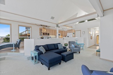 SPECTACULAR OCEAN VIEW HOME IN DESIRABLE ROADS END! Enjoy - photo 15