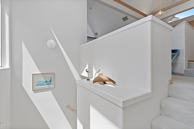 SPECTACULAR OCEAN VIEW HOME IN DESIRABLE ROADS END! Enjoy - photo 28