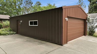 Enjoy lake living on Prairie Lake, part of the Chetek Chain of - photo 32