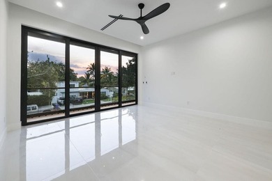 A refined take on modern luxury with fresh compositions enhanced - photo 32