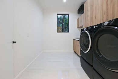 A refined take on modern luxury with fresh compositions enhanced - photo 35